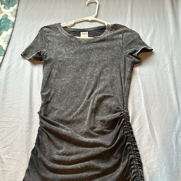 Pink dress - Picture 2 of 3